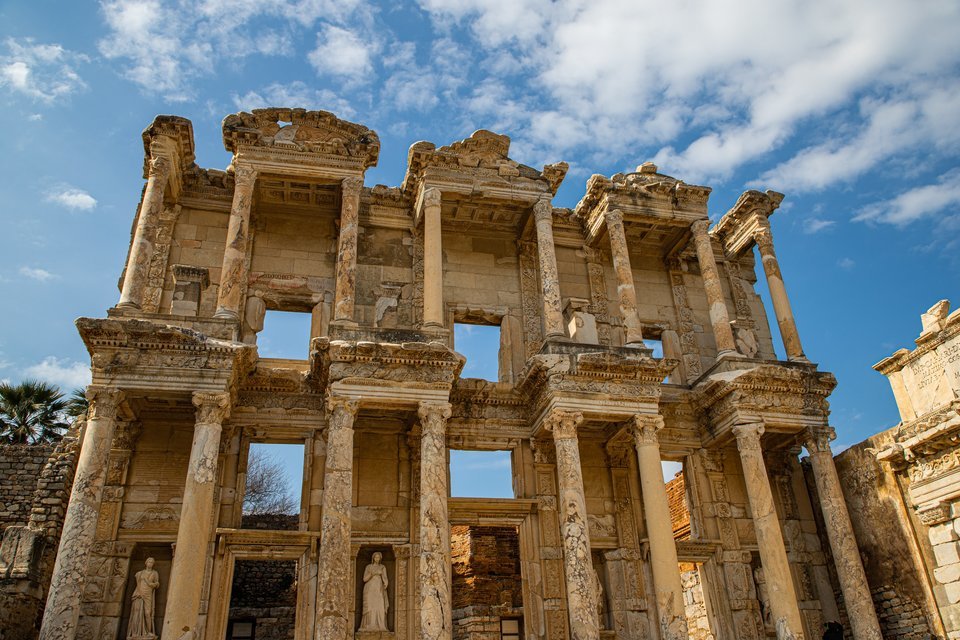 Ancient Wonders - Ephesus, Priene, Miletus, Didyma & Pamukkale - Tour