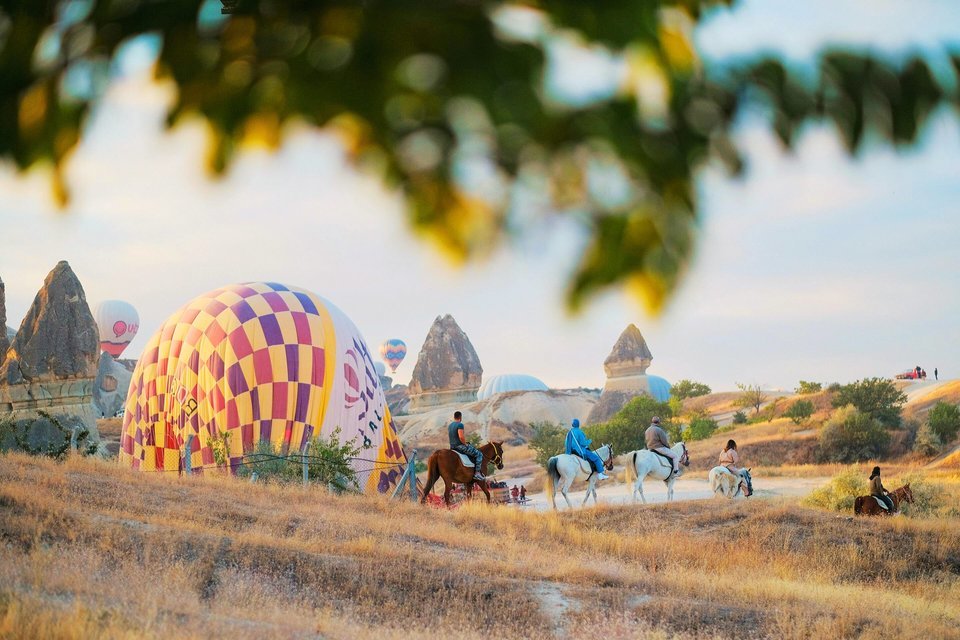 Horseback Riding - Tour